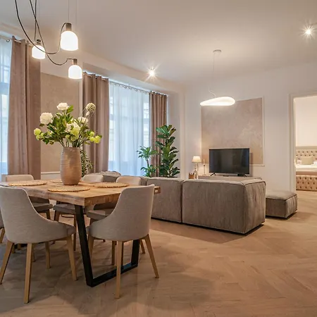 Ferienwohnung Sting Old Town Ostrava Exterior foto