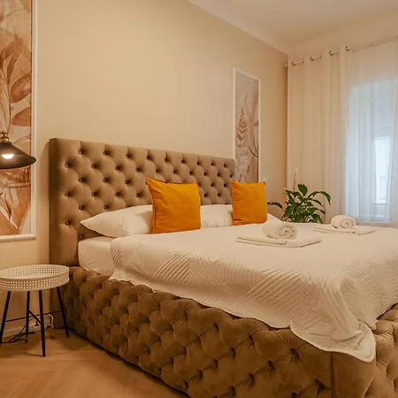 Ferienwohnung Sting Old Town Ostrava Exterior foto