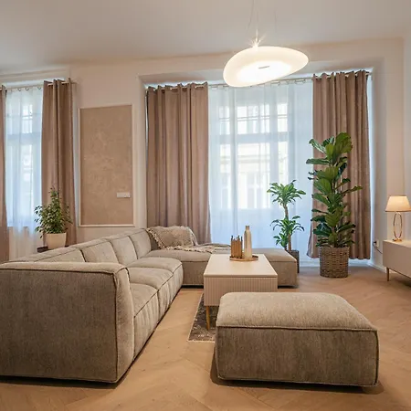 Ferienwohnung Sting Old Town Ostrava Exterior foto