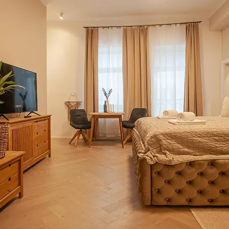Ferienwohnung Sting Old Town Ostrava Exterior foto