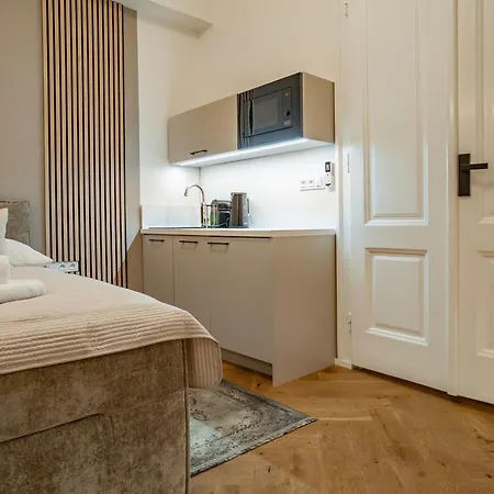 Ferienwohnung Sting Old Town Ostrava Exterior foto