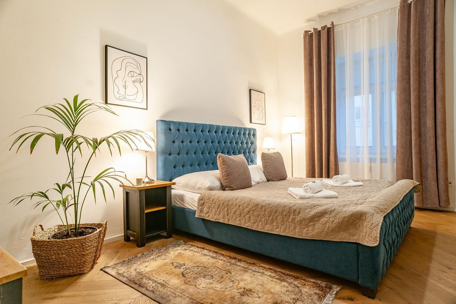 Sting Old Town Apartment