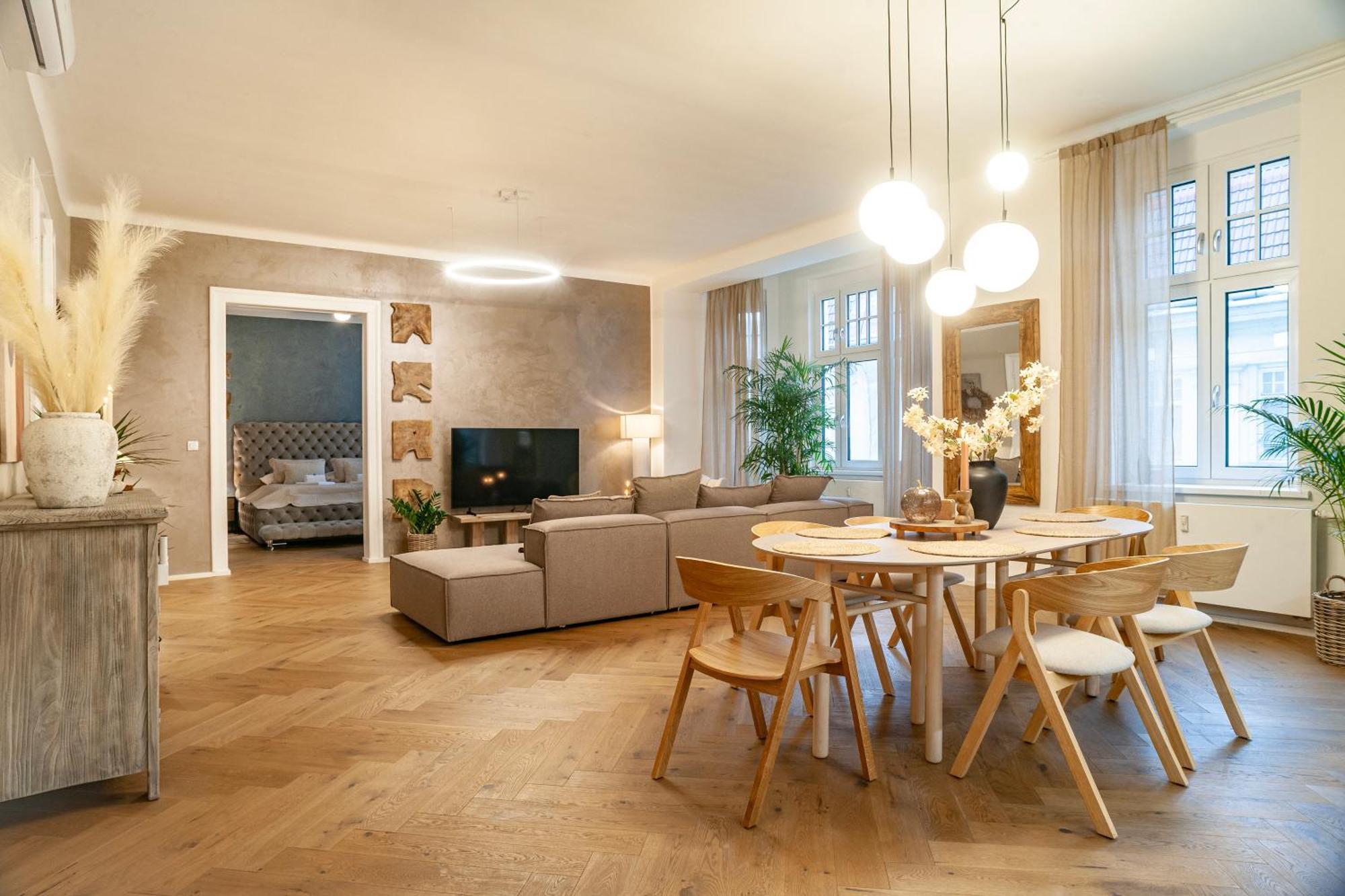 Sting Old Town Apartment